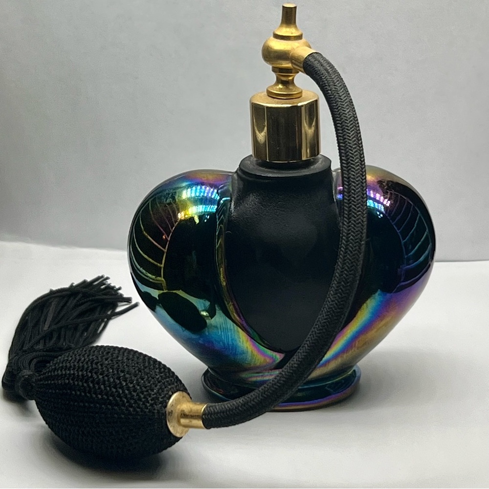 Heart shaped iridescent perfume atomizer